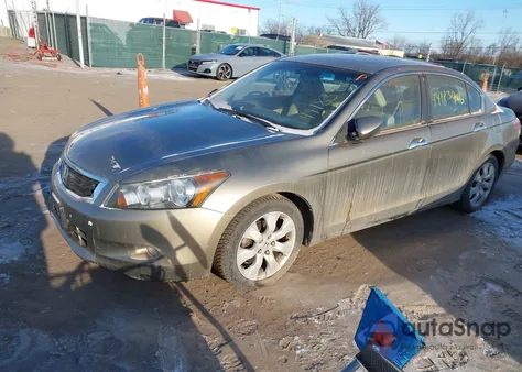 2010 Honda Accord 3.5 Ex-L from USA, damaged, VIN 1HGCP3F85AA013735